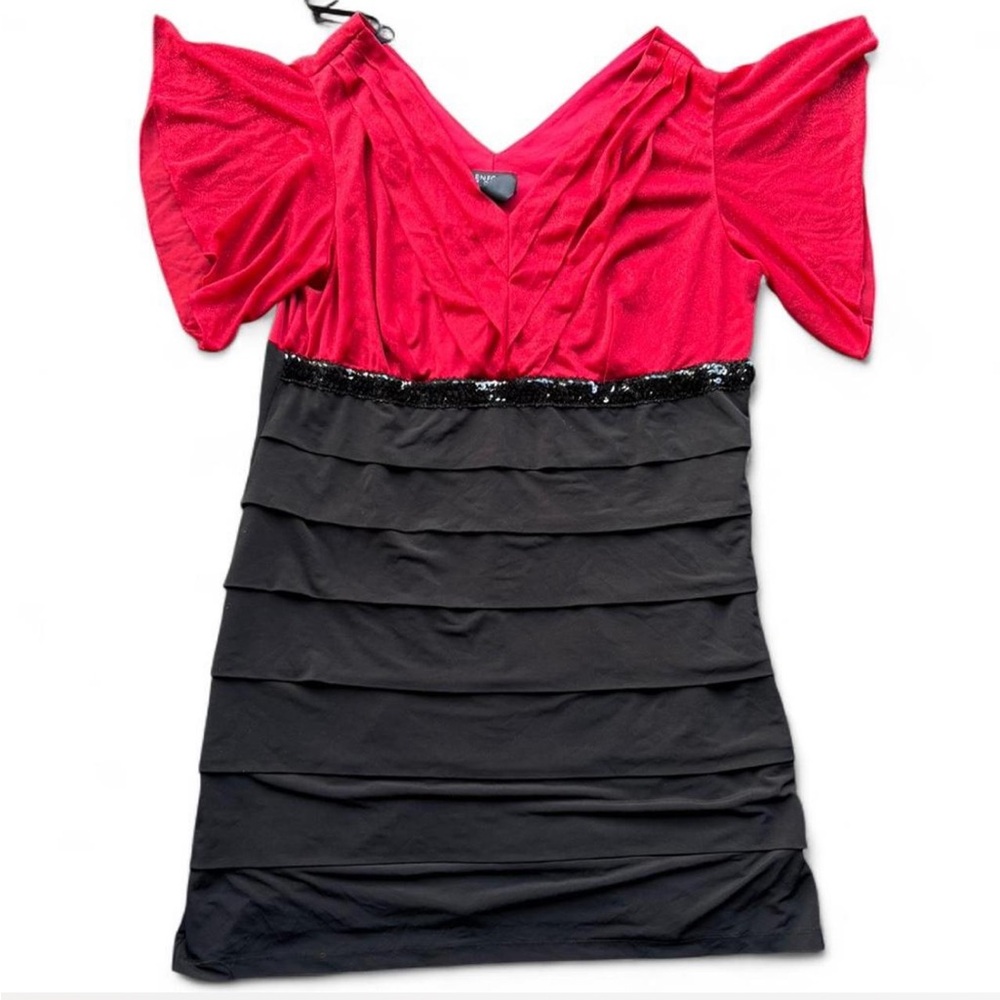 ✨ Enfocus red and black cocktail dress 20W✨